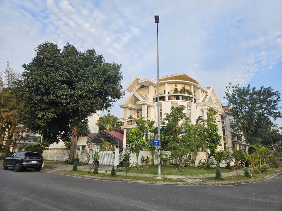 Cho thuê biệt thự góc biển An Viên 274m² - Kinh doanh hoặc ở