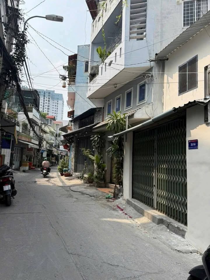 Nhà Mặt Tiền Hẻm Xe Tải Kinh Doanh 35m² - 1.75 Tỷ, Nhà Bè