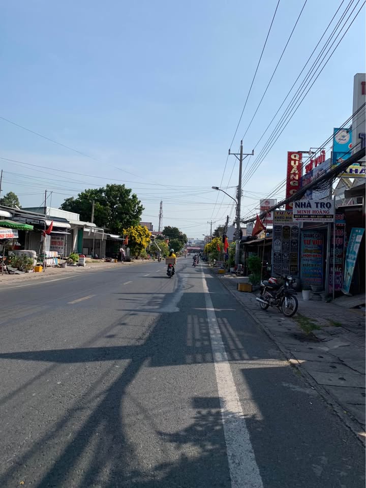 Nhà Mặt Tiền Kinh Doanh Đường Trà Sư, Châu Đốc - 94.75m² Giá 1.25 Tỷ