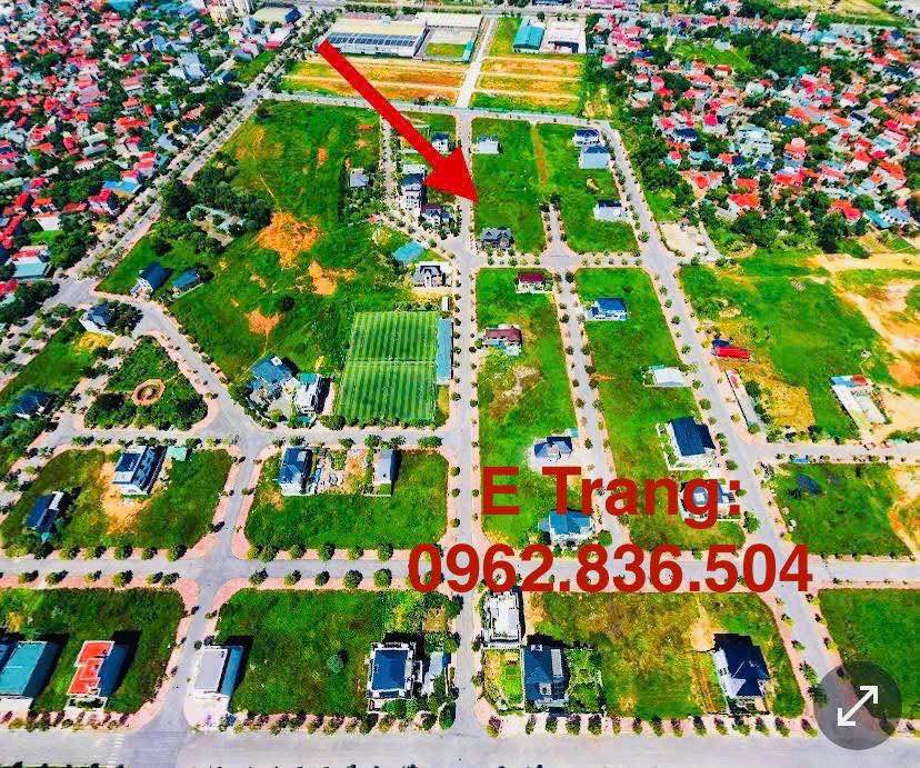 Biệt thự Nam Vĩnh Yên 300m² - Cắt Lỗ Sâu, Sổ Đỏ Cầm Tay