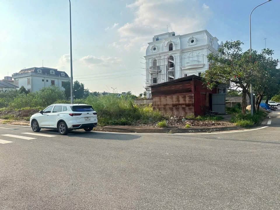 Đất Nền Lô Góc Nam Vĩnh Yên 279m² - Kinh doanh/Đầu tư Siêu Tốt