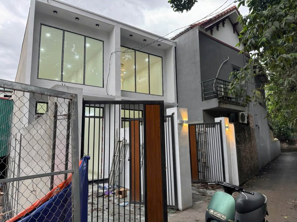 Bán Gấp Nhà 2 Tầng 70m² Vĩnh Phúc, Full Nội Thất, Sẵn Sàng Kinh Doanh