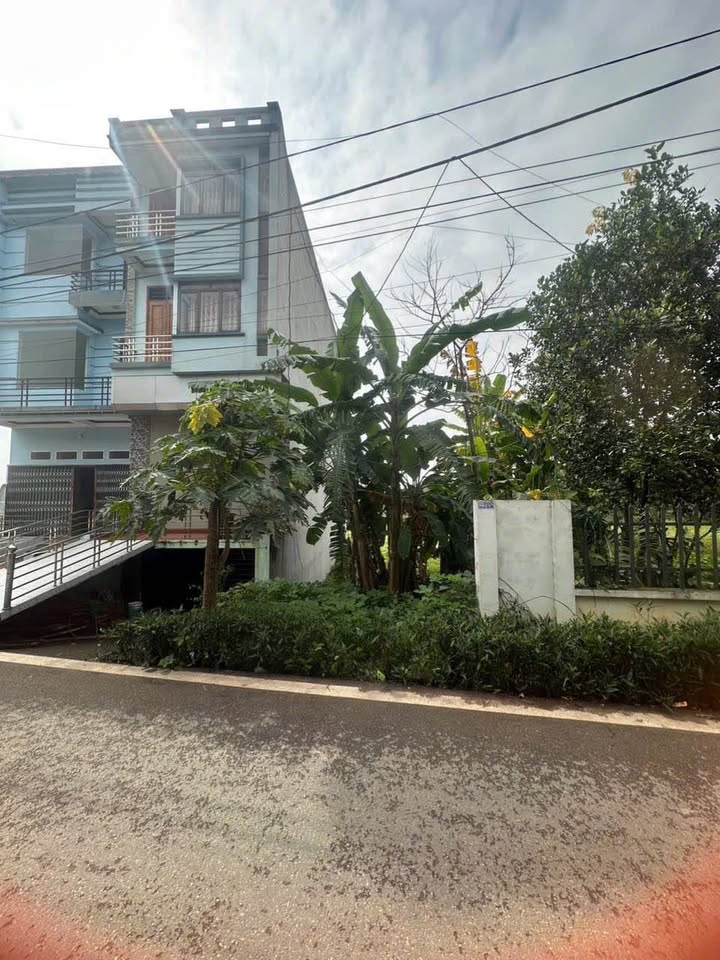 Đất Nền Lập Thạch 100m² Full Thổ Cư - Sổ Hồng Sẵn Sàng - Giá 1.4 Tỷ