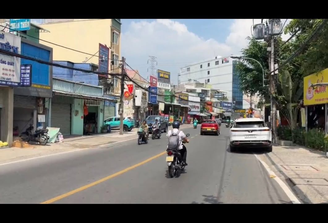 Nhà Mặt Tiền Đỗ Xuân Hợp Q9 - 102m² - 19.5 Tỷ - Kinh Doanh Đỉnh Cao