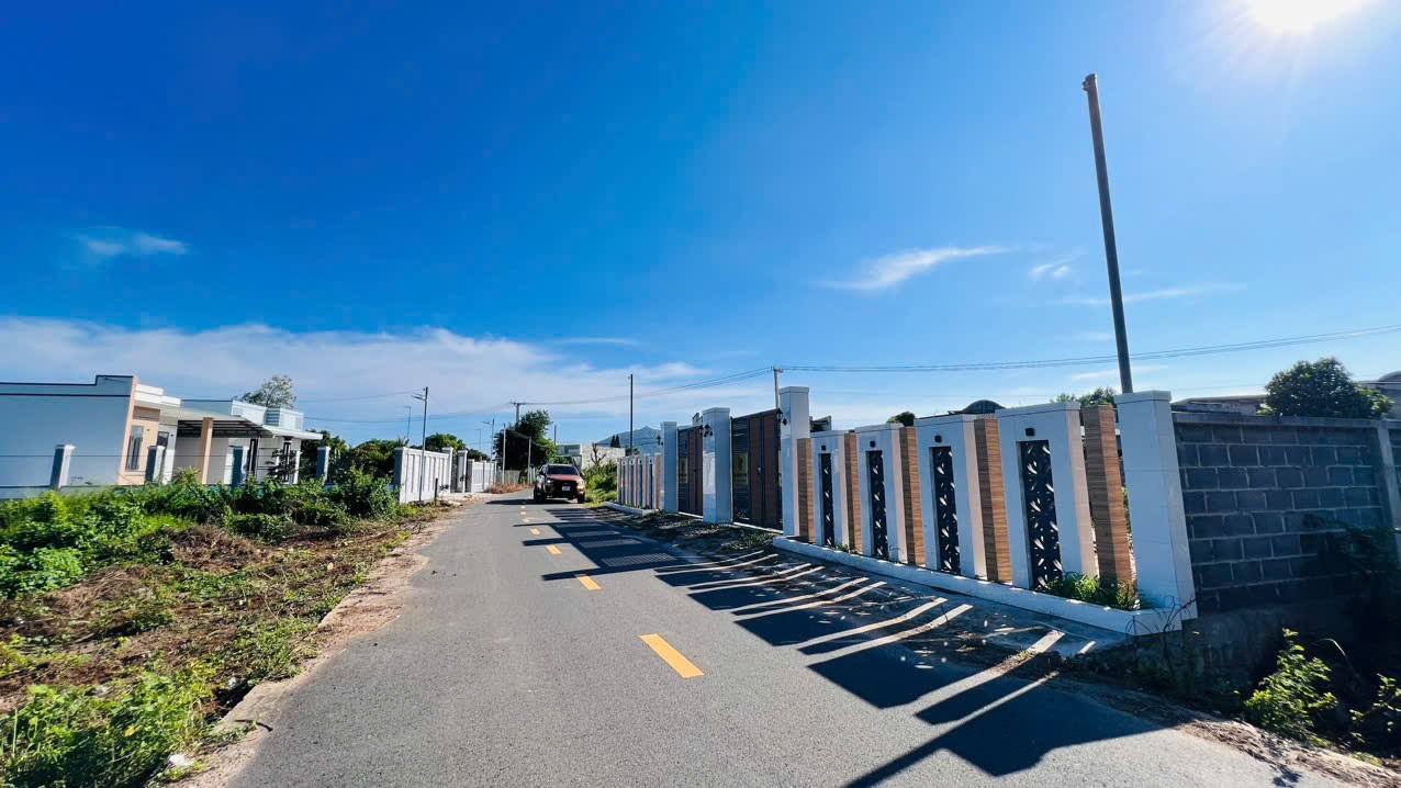 Đất Nền Lô Góc 2 Mặt Tiền TT Phước Hải - 292.5m² - Sổ Hồng Sẵn Sàng