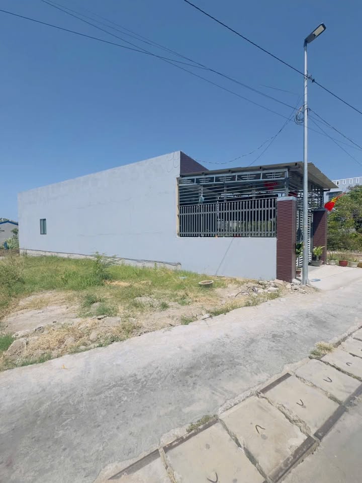 Đất Long Hoà, Dầu Tiếng 94m² Sổ Đỏ - Giá 1.75 Tỷ Chính Chủ