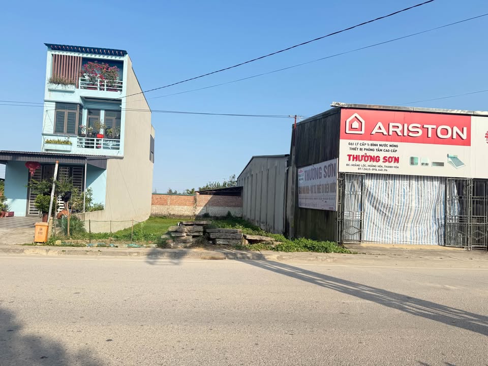 Đất nền 100m² Hướng Tây - Hoằng Hoá, Thanh Hoá - Giá 2 Tỷ - Kinh doanh Sầm uất