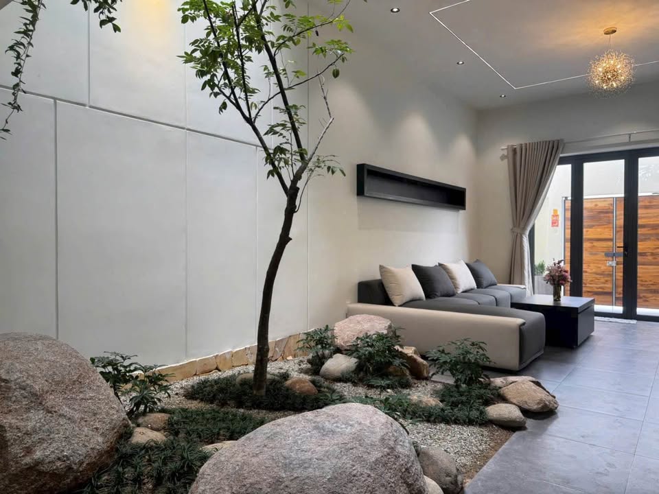 Nhà 2 Mặt Tiền Phan Rang 100m² - 3PN, Sổ ODT, Giá 5.2 Tỷ