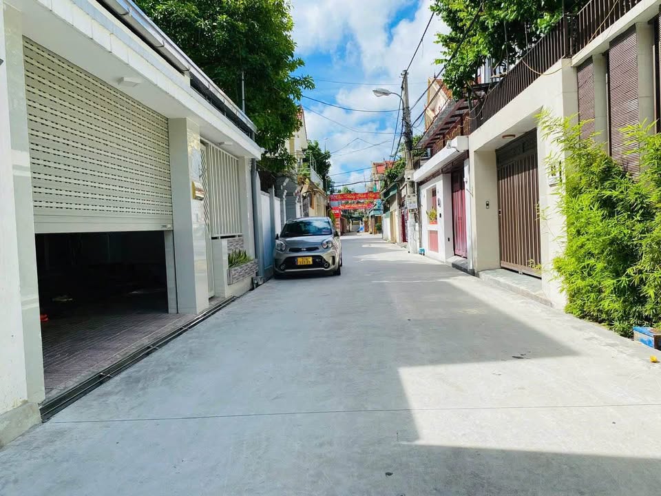 Bán Nhà Cấp 4 Hoàng Văn Tâm, Vinh Tân - 162m² - Ô Tô Tránh