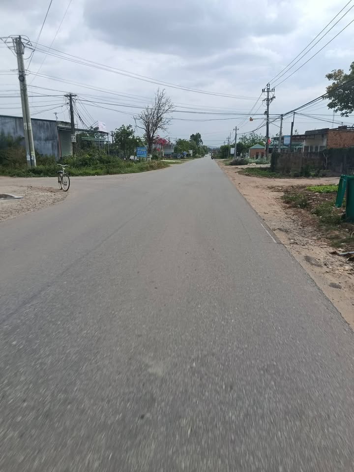 Mặt Tiền Kinh Doanh Ea Kar - 1100m² Đường Chính - Giá Đầu Tư Hấp Dẫn