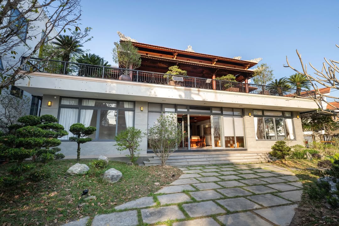 Villa Huế 800m² - Nhà Rường 2PN & Hồ Bơi Sang Trọng