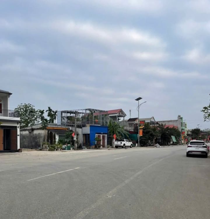 Nhà 2 tầng 160m² Thổ cư Lam Sơn, Thanh Hóa - Bán Gấp Giá Tốt