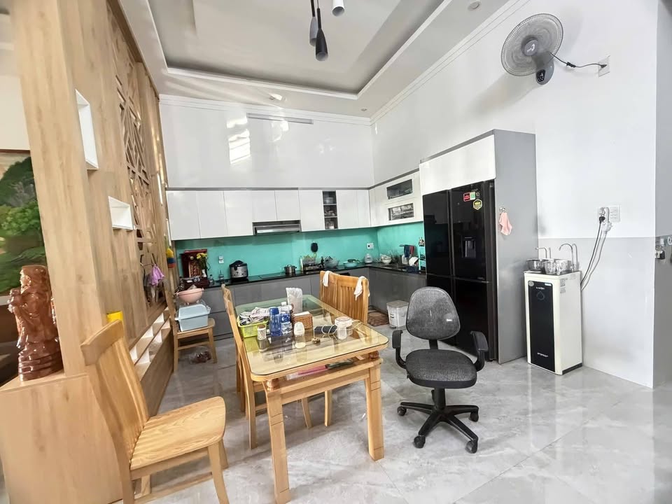 Nhà 192m² Bù Đăng - 1.9 Tỷ, Sẵn Sổ, Sân Rộng Đậu Oto