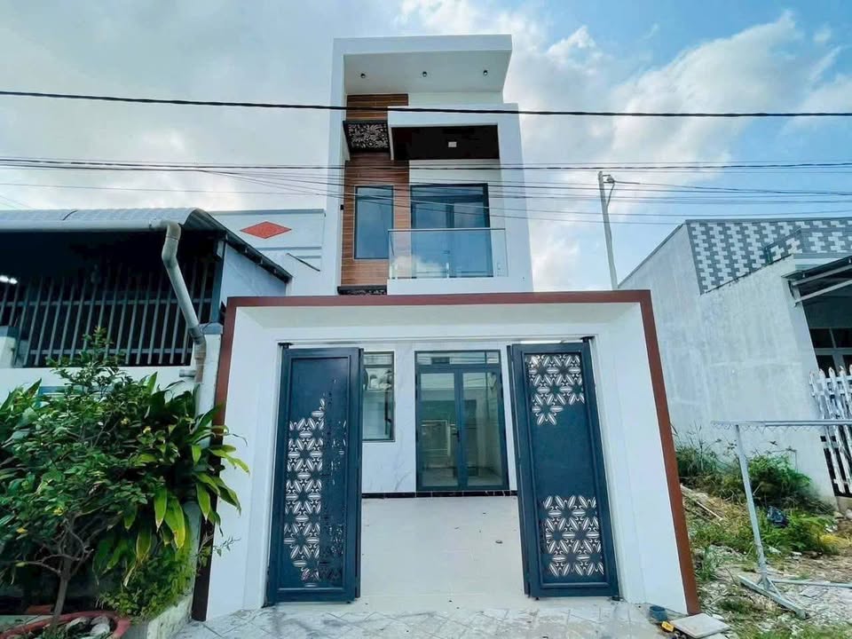 Nhà 2 Tầng Hẻm Ô Tô 84m² Trần Hưng Đạo, Sóc Trăng - Giá 2 Tỷ