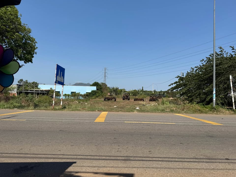 Đất Mặt Tiền Hương Lộ 2, Thủ Đức - 125m², 2.25 Tỷ, Kinh Doanh Đa Ngành