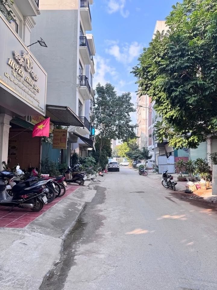 Nhà Ngô Quyền Hà Đông 33m² 6 Tầng - Oto Vào Nhà, Gần KĐT Văn Khê