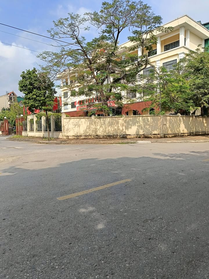 Bán Gấp Nhà Phố Kinh Doanh Xã Quang Lai, Mỹ Đức, 60m², 6 Tầng Thang Máy, Giá 10-12 Tỷ