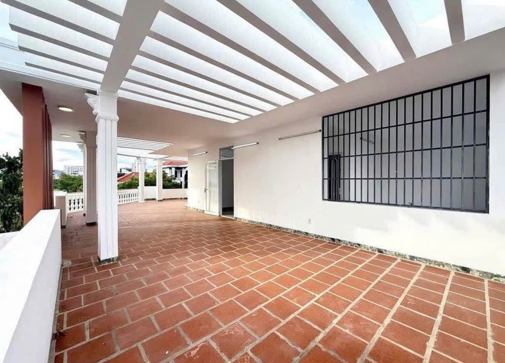 Nhà Lô Góc 123m² 4 Tầng Kinh Doanh Đường Số 4, Nha Trang - Giá 25 Triệu