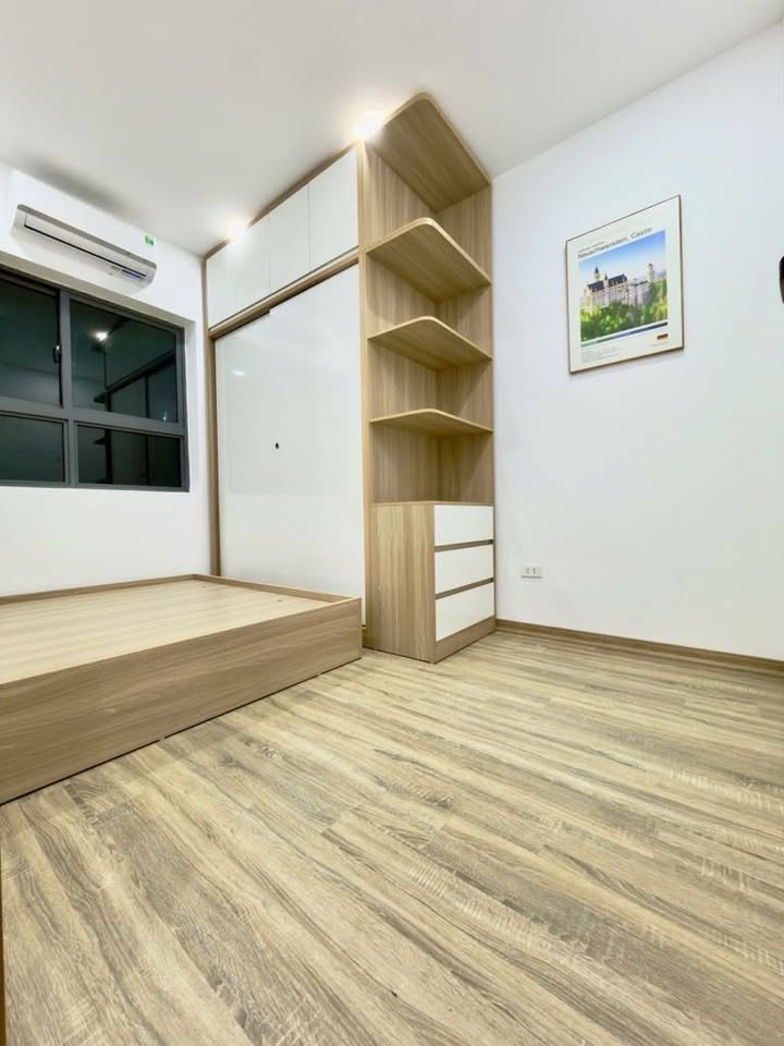 Chung cư Hoàng Mai 52m² - Sổ đỏ trao tay - 2PN - Ban công thoáng mát
