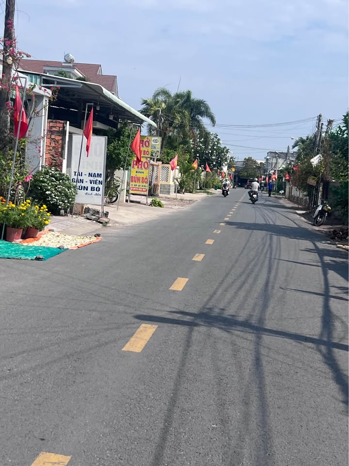 Nhà Mái Thái 436m² Trung Tâm Hòa Thành - Giá 4.5 Tỷ, Hậu Lớn