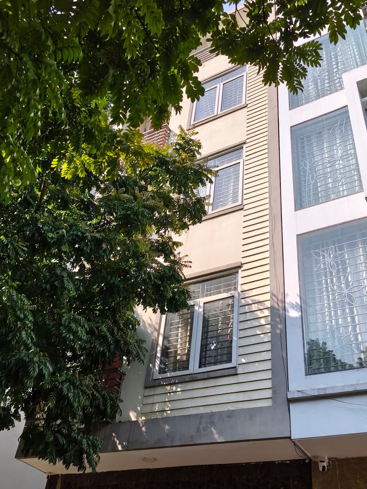 Nhà 60m² 5 Tầng Phố Kinh Doanh Kiến Hưng, Hà Đông - Giá 14 Triệu