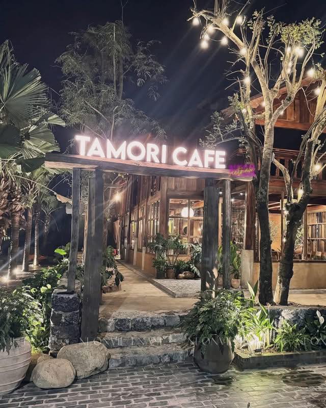 Sang Nhượng Mặt Bằng Kinh Doanh Cafe Sân Vườn Cầu Giấy - 300m², Mặt Tiền 10m