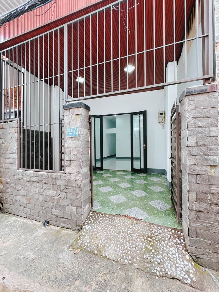 Đất Tặng Nhà Cấp 4 Tôn Đản 62m² - Giá 3.55 Tỷ - Cẩm Lệ