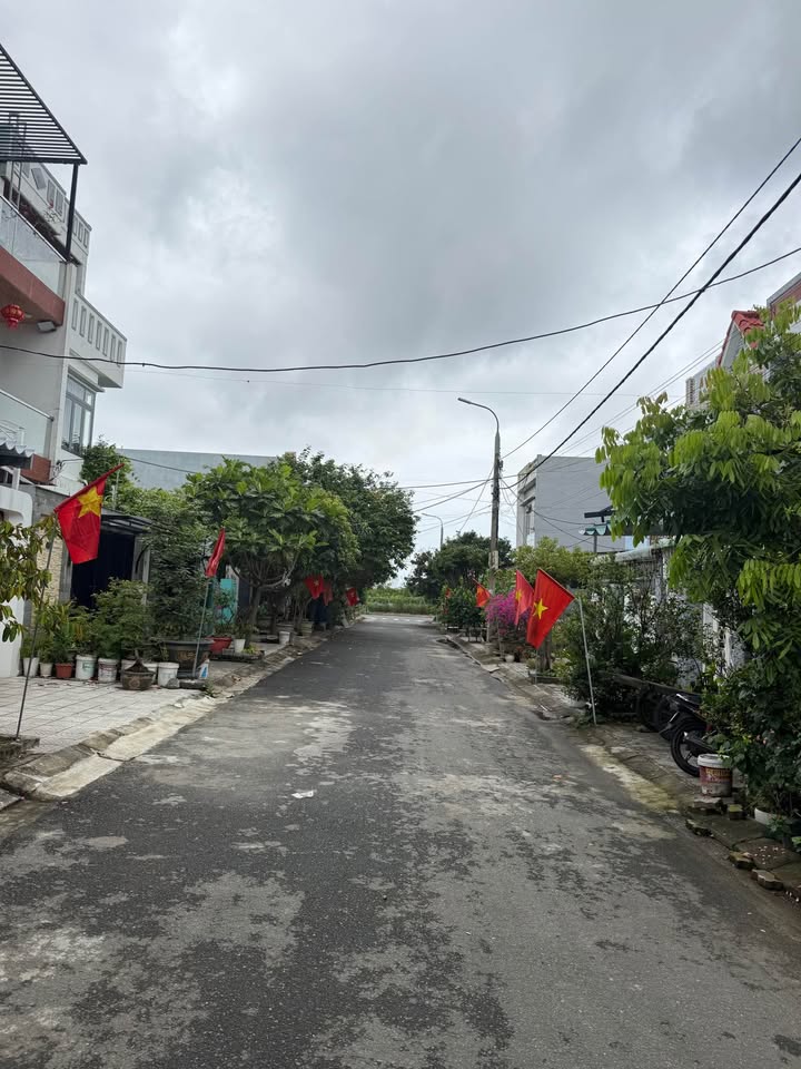 Nhà Mặt Tiền Hoài Quý Ngũ Hành Sơn 100m² - Giá 4 Tỷ, 3PN