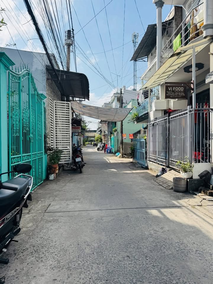 Nhà Lầu 2PN Phường 1 Vĩnh Long - Gần Chợ, Giá 4 Triệu/Tháng