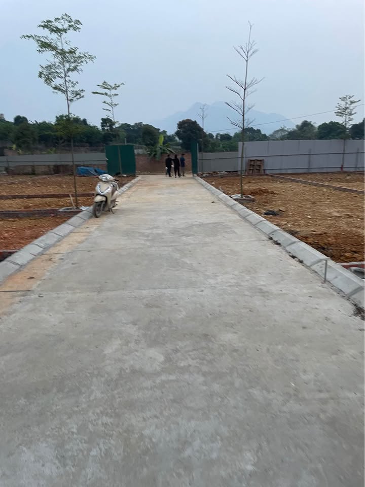 Đất Nền Yên Sơn 100m² - Sổ Đỏ Sẵn Sàng, Giá Dưới 1 Tỷ