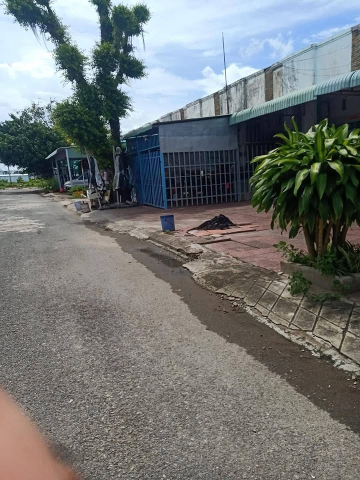 Nhà Thổ Cư 100m² P7 Sóc Trăng - Giá 1 Tỷ XXX