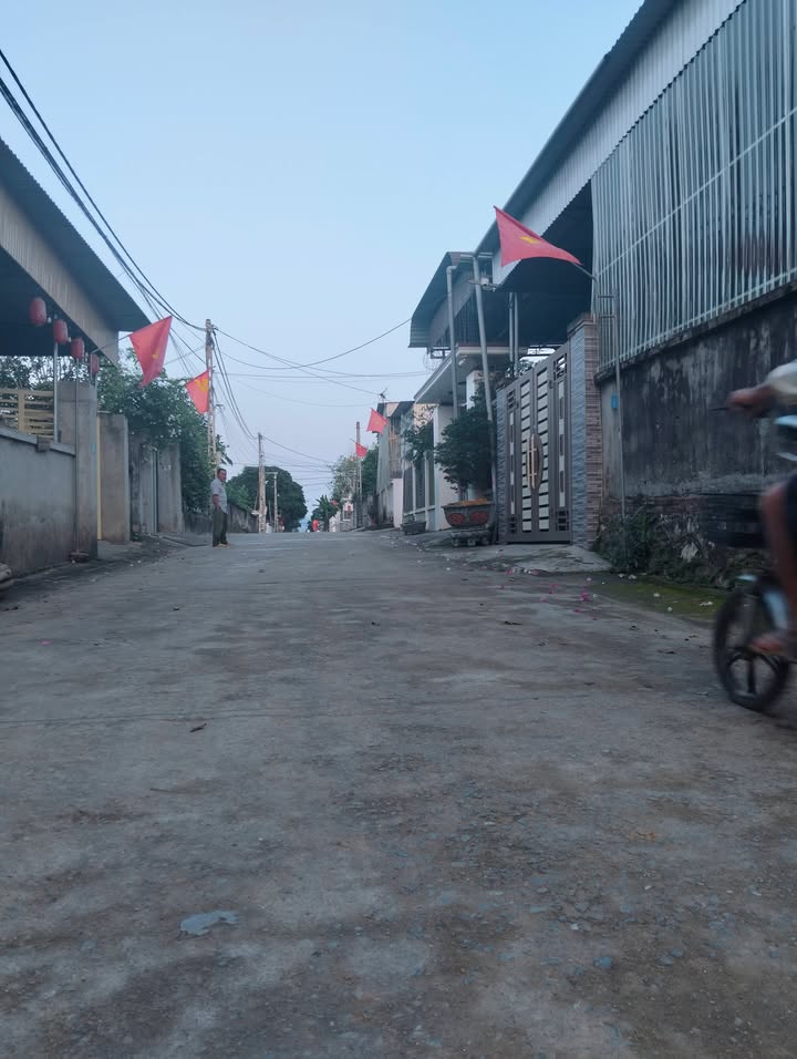 Bán đất 279m² Phường Long Sơn, TX Thái Hoà - Sổ hồng sẵn, dân cư đông đúc