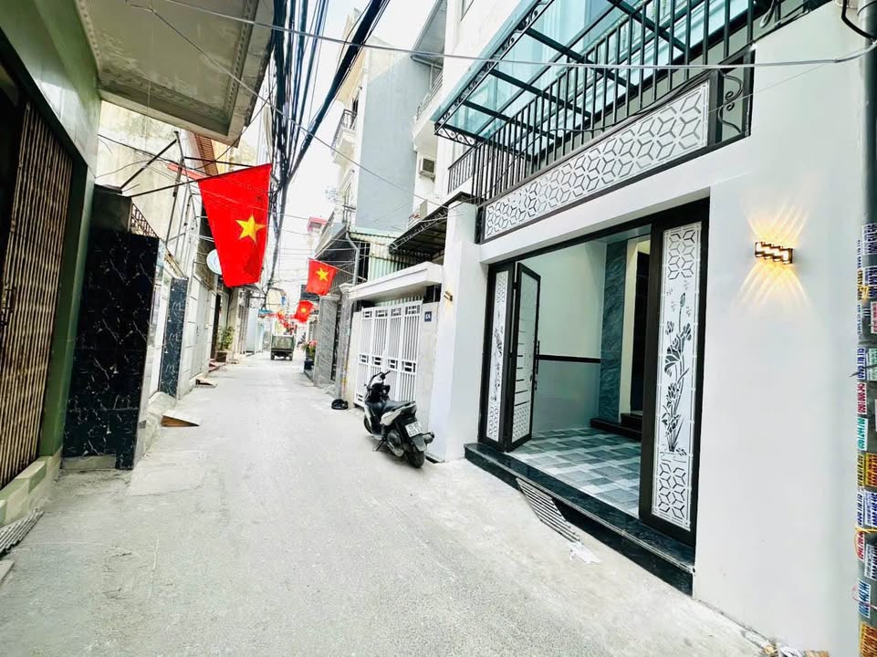 Nhà Phố Hàng Kênh, Hồng Bàng - 52m² 3 Tầng, Sổ Đỏ Chính Chủ, Giá 4.79 Tỷ