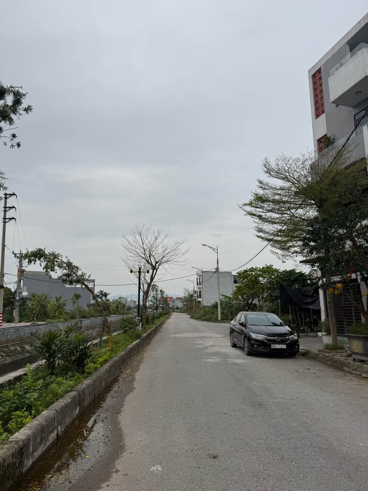 Đất Lô Góc Phủ Lý - 70m² View Kênh, Sát QL 68 - Giá Đầu Tư