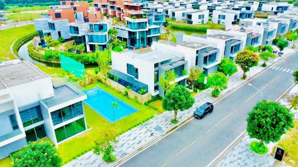 Đất nền One World Điện Ngọc - Sổ hồng, gần biển, giá từ 3 tỷ