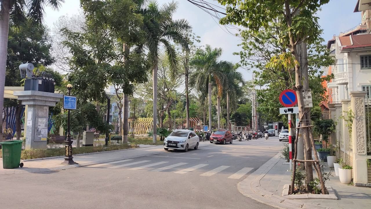 Biệt thự phố Tây Bắc Ninh 260m² - Dòng tiền 50 triệu/tháng, sát công viên