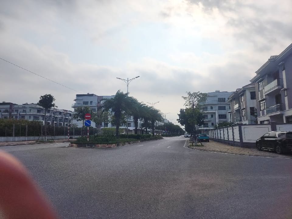 Bán Gấp Biệt Thự Góc HiLam Đại Phúc, Bắc Ninh - 329m², Kinh Doanh Đỉnh