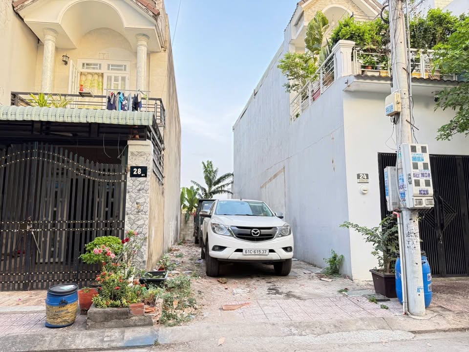 Đất Nền Dĩ An 84m² Sổ Đỏ - Gần Siêu Thị GO! Giá Tốt