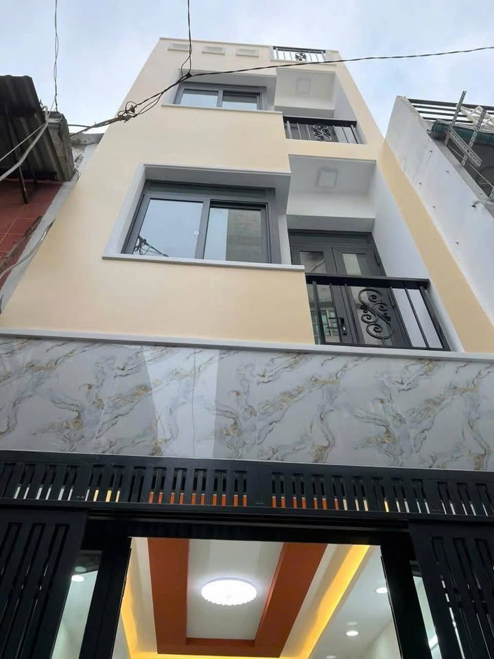 Nhà Phố Âu Dương Lân Q8, 22m², 3 Lầu, Sổ Hồng Riêng - Sẵn Sàng Dọn Vào Ở Ngay!