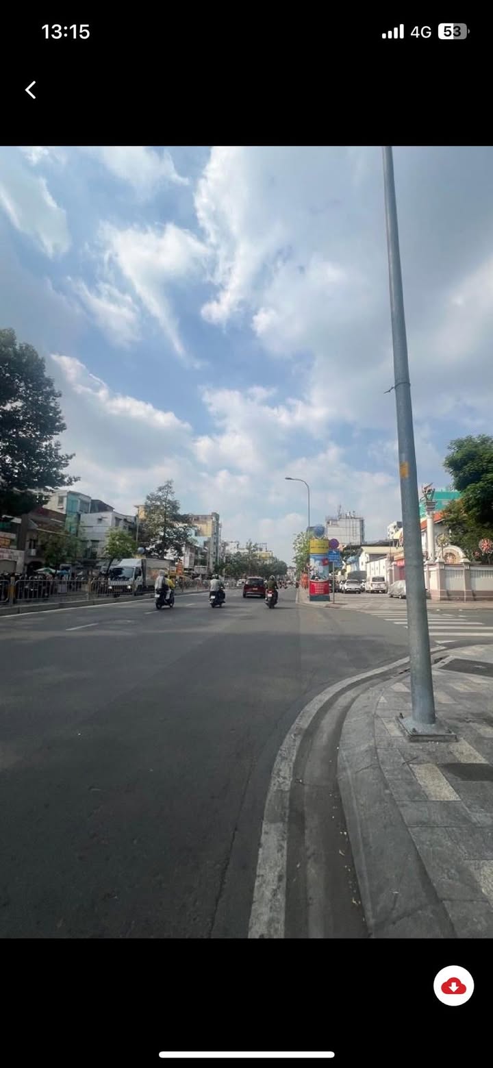 Nhà Mặt Tiền Kinh Doanh Ngã Tư Hàng Xanh - 80m² - 21.9 Tỷ