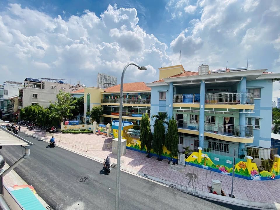 Nhà Mặt Tiền Bình Tây, Q6 - Lô Góc 5 Tầng, 66m² - 16.99 Tỷ TL