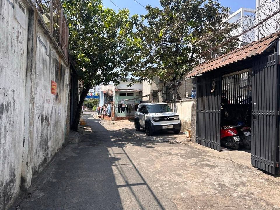 Nhà Hẻm Ô Tô Phan Văn Hớn, Q.12 - 132m², 6PN Cho Thuê, 6 Tỷ