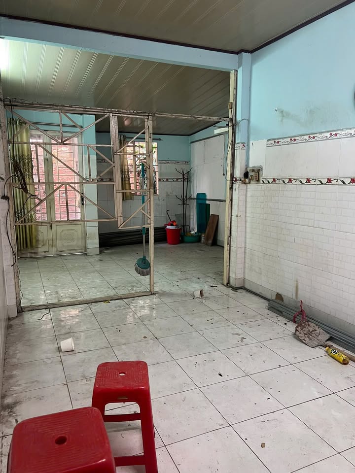 Nhà Hẻm 2 Mặt Thông Quận 1 - 56m² - Giá 6 Tỷ - SHR Chính Chủ