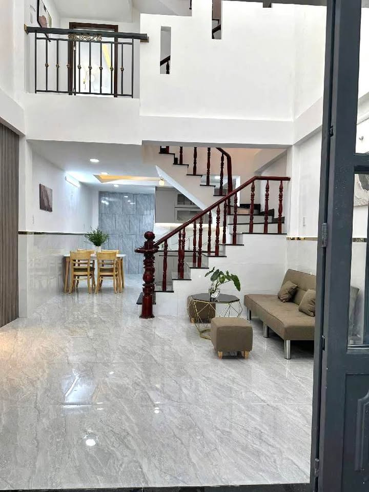 Nhà 4 tầng Lê Văn Quới, Bình Tân - 44m² - 4PN - 5.5 tỷ TL