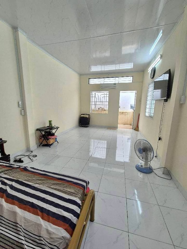 Nhà Mặt Tiền Nguyễn Trọng Tuyển, Phú Nhuận – 92m², Ngang 7.7m, 8.5 Tỷ