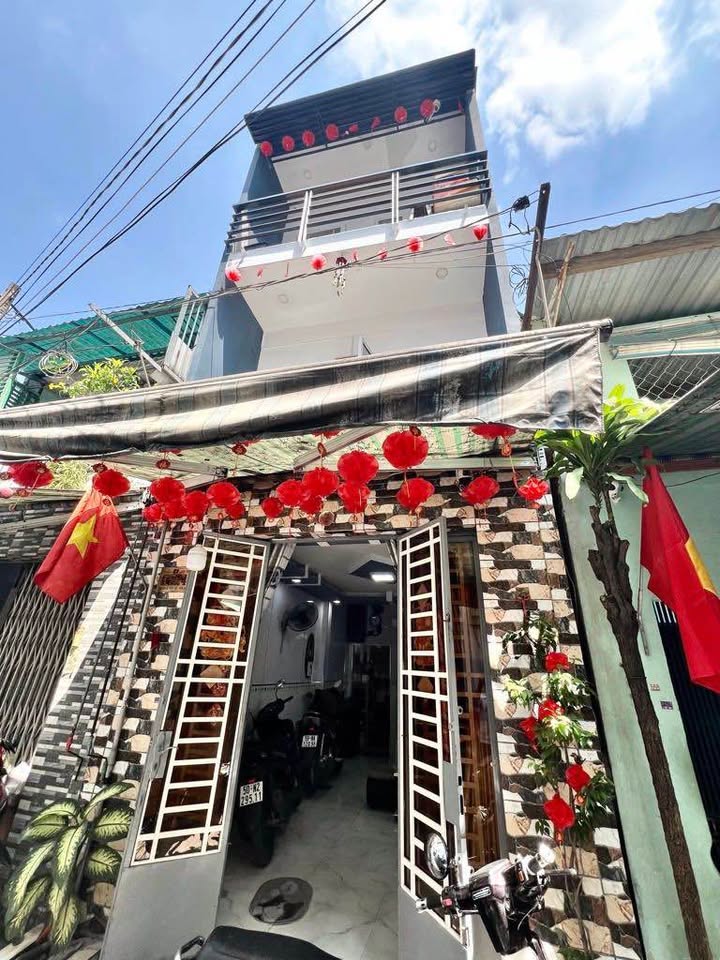 Nhà Kênh Nước Đen, Bình Tân - Đúc 3 Tầng BTCT, 25m² - Sổ Hồng Riêng