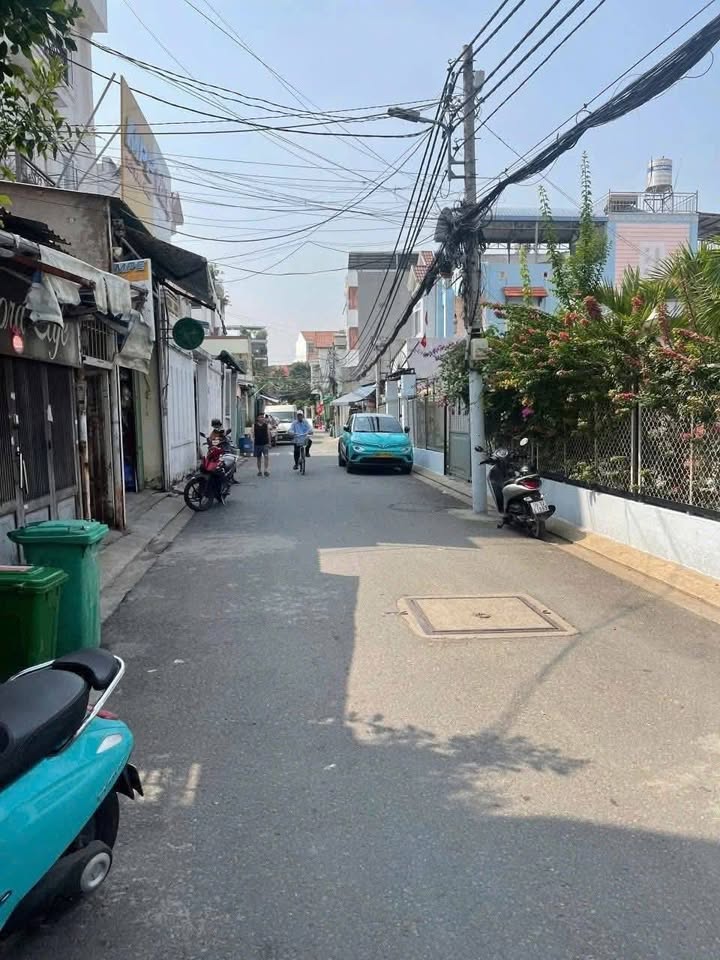 Nhà Nguyên Căn 4x32m Hẻm Xe Hơi Q7 - 15 Triệu/Tháng