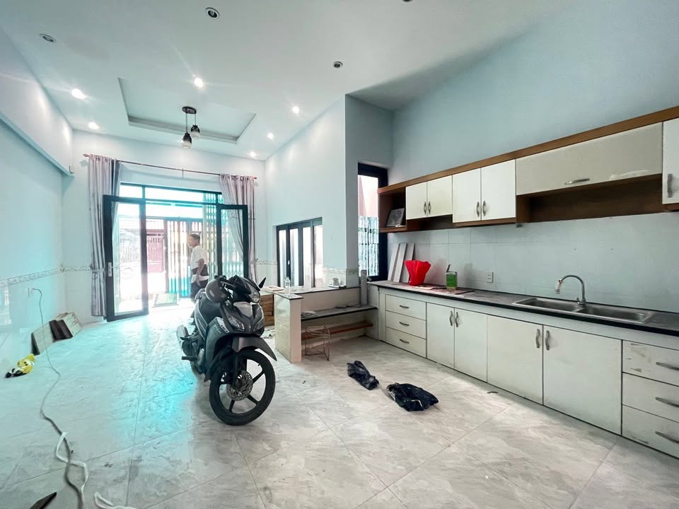 Cho thuê nhà nguyên căn Hẻm xe hơi Phước Kiển Nhà Bè - 90m² giá 9.5 triệu