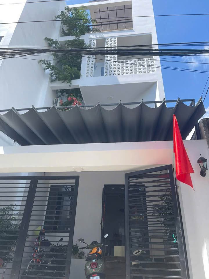 Nhà 4 Tầng Kiệt An Dương Vương, Huế - 77.5m², 4PN, Full Nội Thất