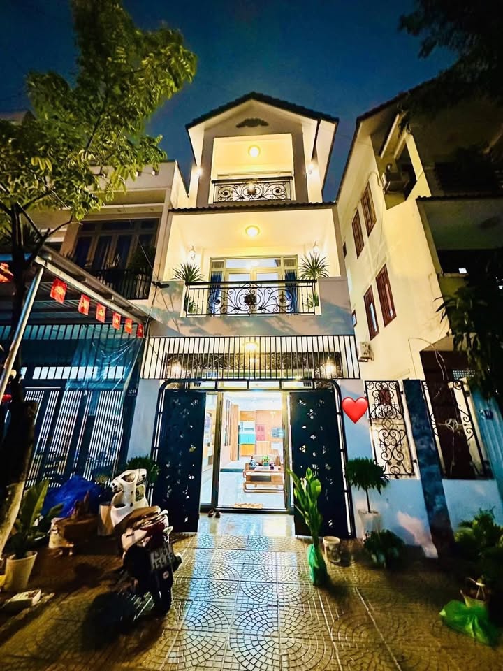 Nhà 3 Tầng MT Mộc Bài 4, Đà Nẵng - 81m², 5PN, Giá 7.9 Tỷ